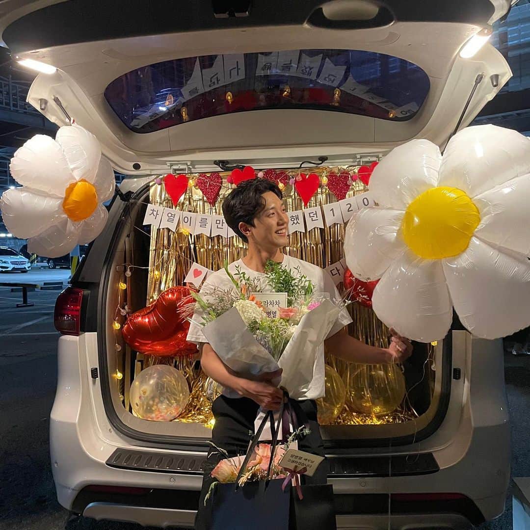 カン・ユンジェのインスタグラム：「차열아 안녕👋 그동안 ‘으라차차 내 인생’을 사랑해주셔서 정말 고맙습니다 🙇‍♂️」
