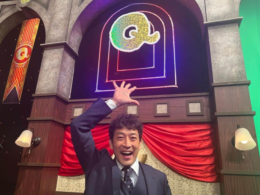 のインスタグラム：「今夜7時から❗️✨  #Qさま に#最初はパー から #迫田孝也 さんが出演します🙌  〜キャスターが選んだ！日本が熱くなった！ 昭和のニュースBEST20から出題 学力王NO.1決定戦 3時間SP〜です🕺  ぜひご覧ください✨✨✨」