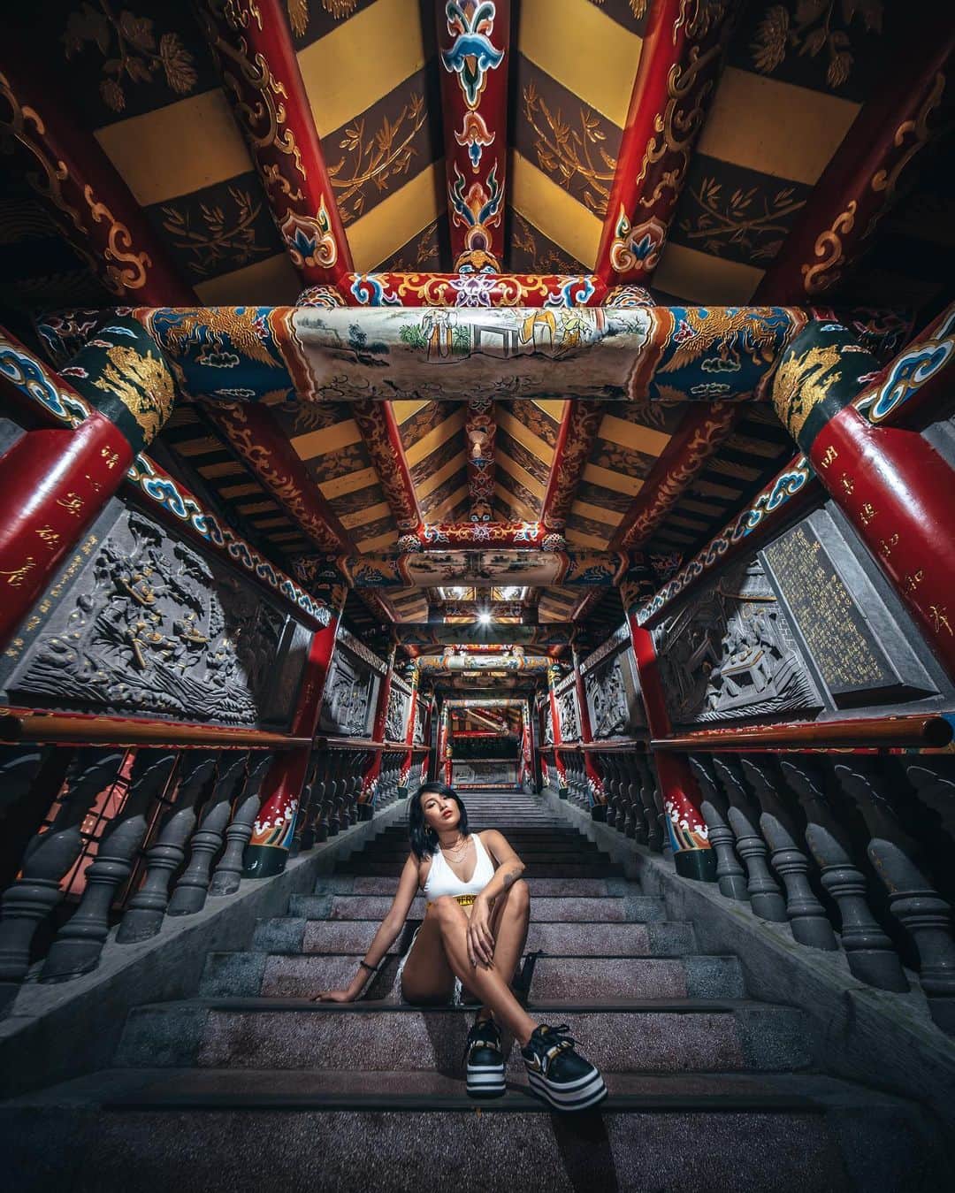 R̸K̸さんのインスタグラム写真 - (R̸K̸Instagram)「Taiwan night temple pack  ・ ・ ・ ・ #beautifuldestinations #earthfocus #earthbestshots #earthoffcial #earthpix #thegreatplanet #discoverearth #livingonearth #awesome_photographers」10月3日 21時11分 - rkrkrk