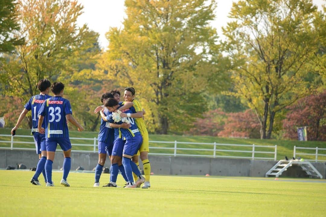 廣末陸のインスタグラム：「. . vsティアモ枚方　　1-0 vsヴェルスパ大分　1-0 vsクリアソン新宿　1-0 vsマルヤス岡崎　　0-0 vs HONDAFC  1-0 中断明けから4勝1分 5試合連続無失点！ ここからJ昇格に向け残り7試合悔いのないようにやるだけ😊 今月はまだホーム戦が2試合あるので是非スタジアムで応援してください📣 まだまだここから！ #ラインメール青森　#廣末陸」