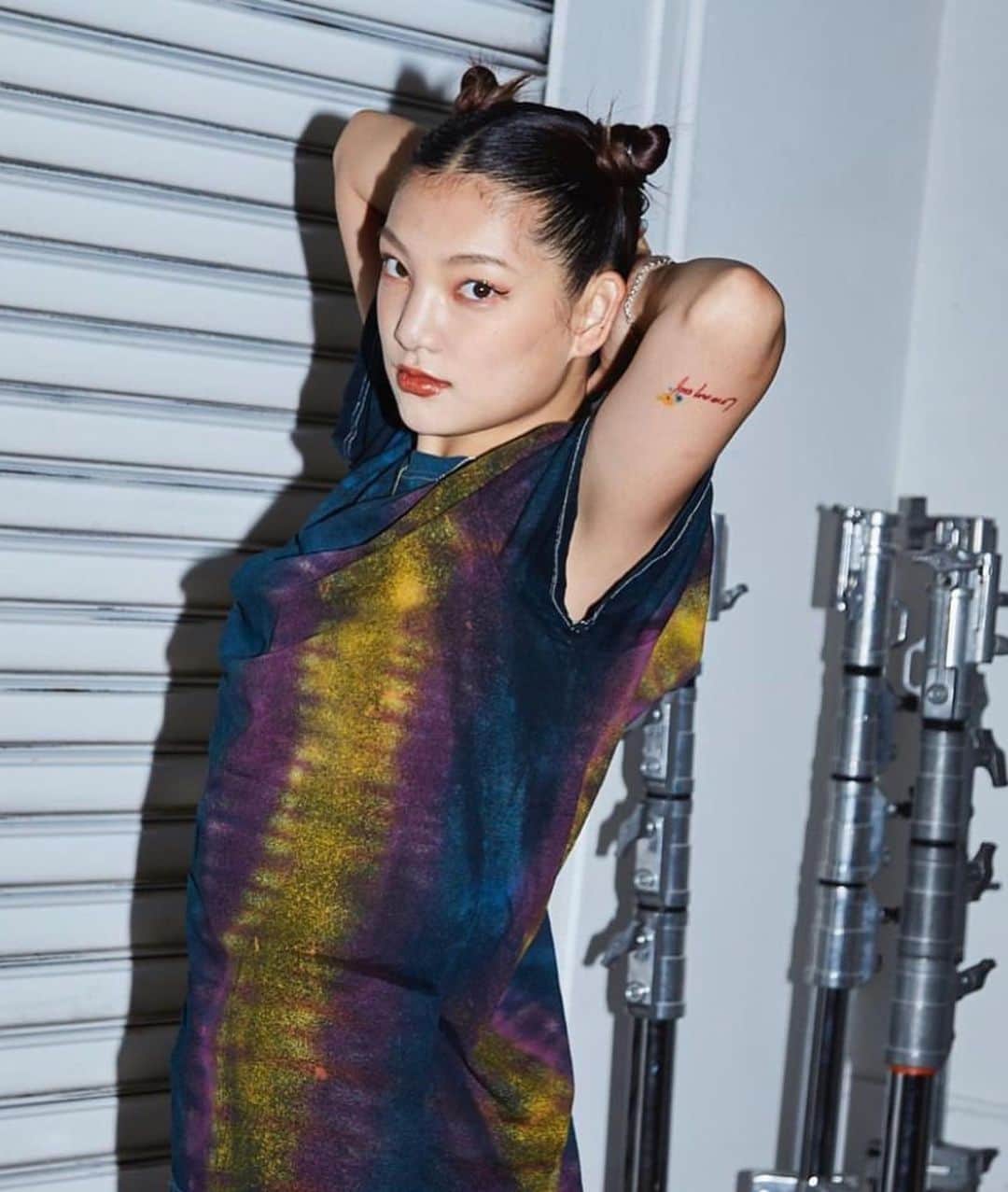 彫師美漸さんのインスタグラム写真 - (彫師美漸Instagram)「girlstattoo @bizenart_tattoostudio 美漸-Bizen ・ #girlstattoo #美漸ガールズタトゥー #刺青 #彫師 #美漸 #彫師美漸 #表参道 #原宿 #原宿タトゥー #タトゥー #東京タトゥー #Bizenarttattoostudio #tokyo #tattoo #art #fashion #bizenart #bizen #문신　#Bizentattoo  #tattooer #tattooist #tattooartist #tattooart #tattoostudio #japanesetattoo」10月4日 17時46分 - bizentattoo