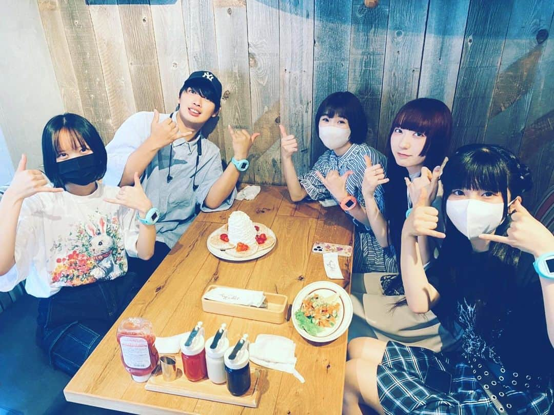 さかい（ステレオパンダ）さんのインスタグラム写真 - (さかい（ステレオパンダ）Instagram)「パンケーキ食べたよ」10月4日 18時42分 - sakai_19920611