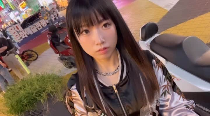 のインスタグラム：「スカジャン🐅스카쟌 #kawaii」