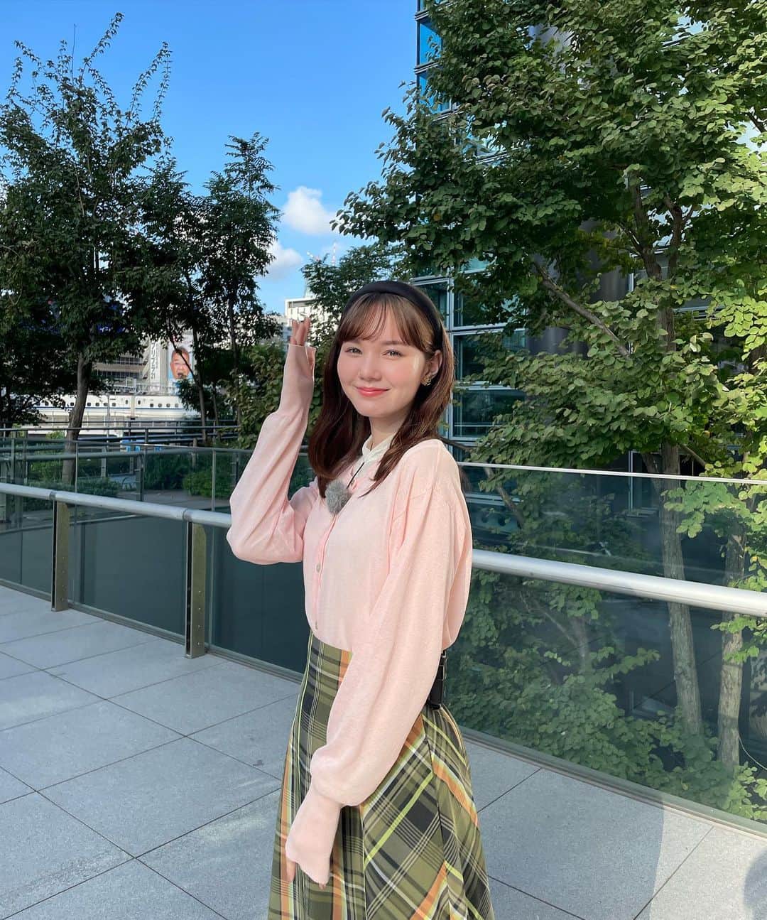 マーシュ彩のインスタグラム：「#zip衣装 カチューシャしてみましたがどうですか？？」