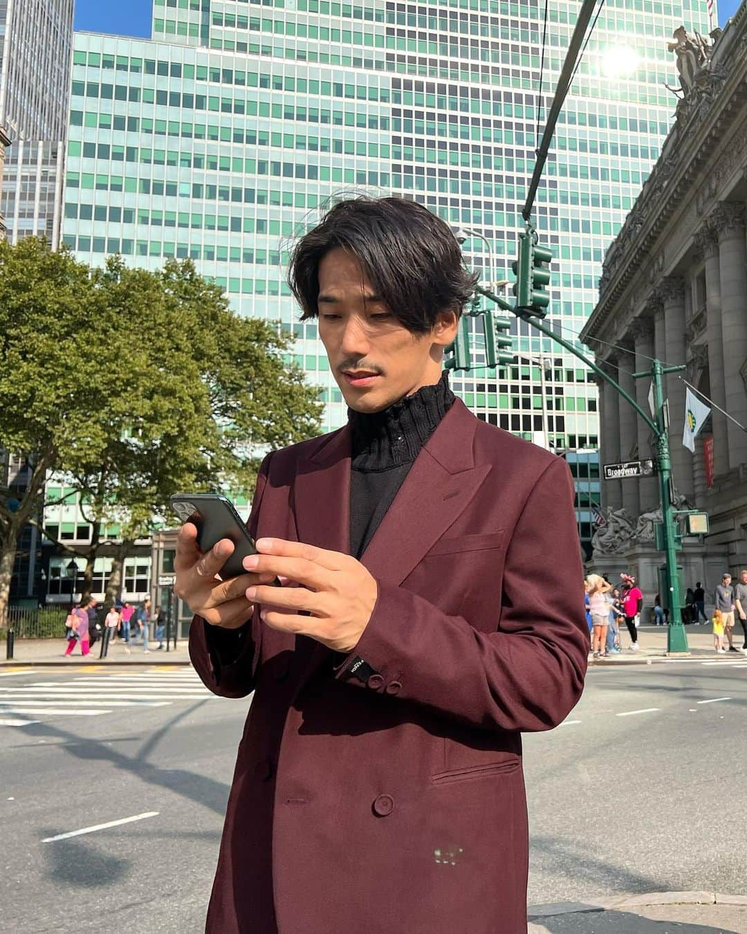 小林直己さんのインスタグラム写真 - (小林直己Instagram)「Lost in NY. 人を案内してたのに道に迷う人🗺 #呆れられるではなく #もはや面白がられていました #道って難しい」10月4日 21時12分 - naokikobayashi_works