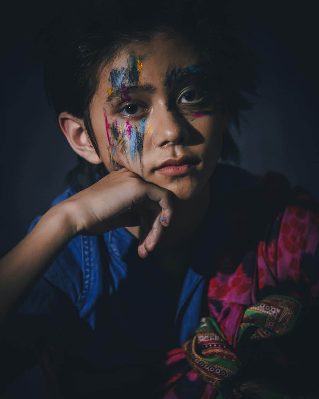 Hyuさんのインスタグラム写真 - (HyuInstagram)「作品撮り Face Painting  @bitte_2021  Photo @sinophotogram  Hair & Make @r_t.happy  Stylist @erikan_pukukaappi  . . . . #フェイスペインティング  #モデル撮影　#作品撮り　#bitte #ティーンモデル　#ハーフ男子　#日英ハーフ　#イギリス在住」10月4日 22時02分 - ___h_y_u___