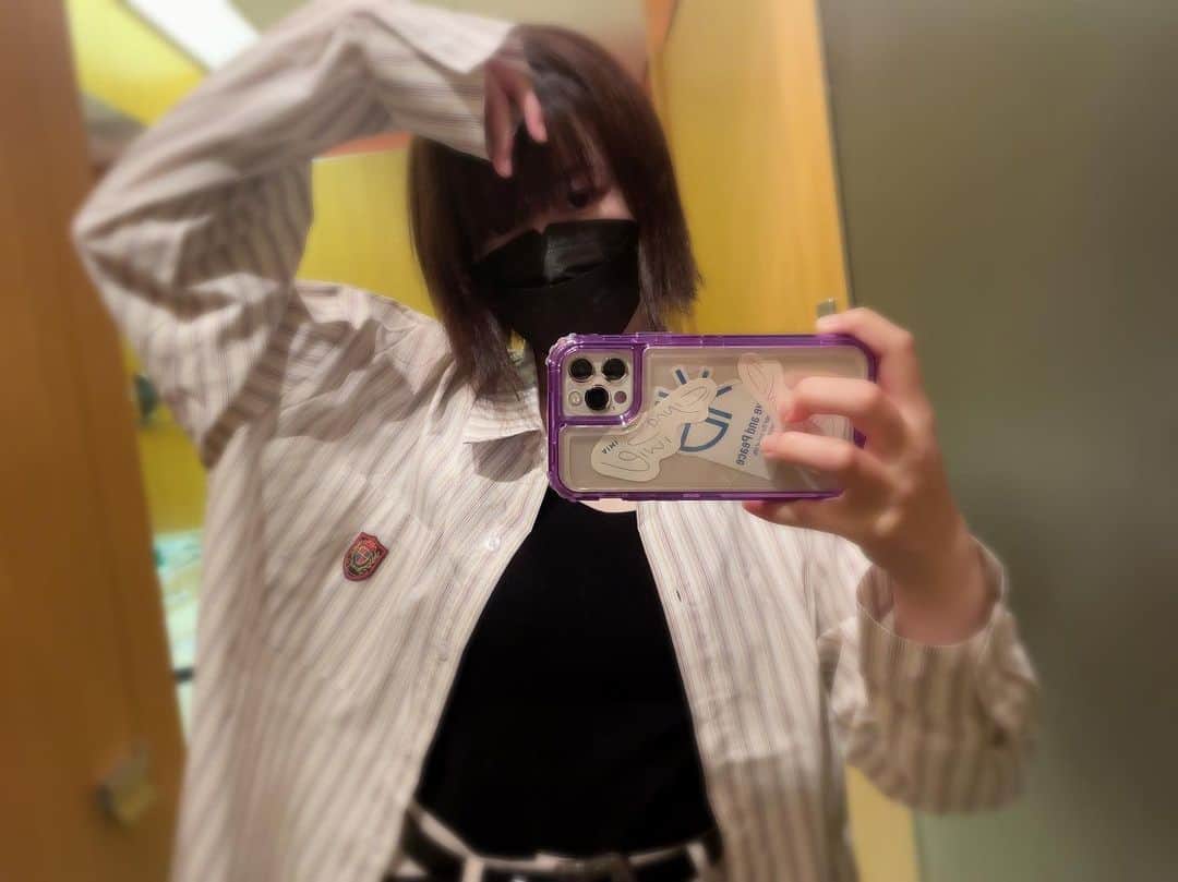 愛美のインスタグラム：「秋シャツ #ootd #私服」
