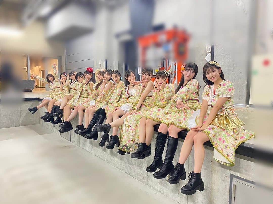 譜久村聖さんのインスタグラム写真 - (譜久村聖Instagram)「右から見たモーニング娘。'22  #morningmusume22 #モーニング娘22 #譜久村聖 #offshot #コンサート #ライブ #オーディション #オーディション開催  #明日を作るのは君  手前から #北川莉央 #羽賀朱音 #横山玲奈 #生田衣梨奈 #譜久村聖 #小田さくら #岡村ほまれ #石田亜佑美 #牧野真莉愛 #加賀楓 #山﨑愛生 #櫻井梨央 #野中美希」10月4日 22時30分 - mizuki_fukumura.official