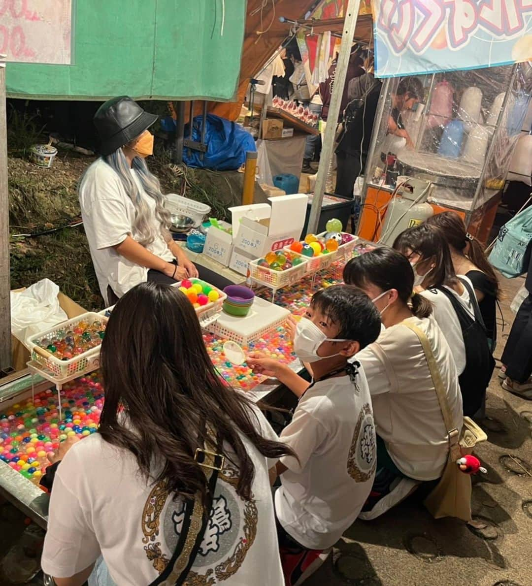 永山飛鳥さんのインスタグラム写真 - (永山飛鳥Instagram)「ふとん太鼓の祭り行くために、弾丸帰省!めっちゃ楽しかった✨  大人が1人でスーパーボールすくいするの恥ずかしいから、いとこたち誘って一緒にした😂  また来年も行けたらいいな♪」10月5日 8時41分 - asuka_nagayama