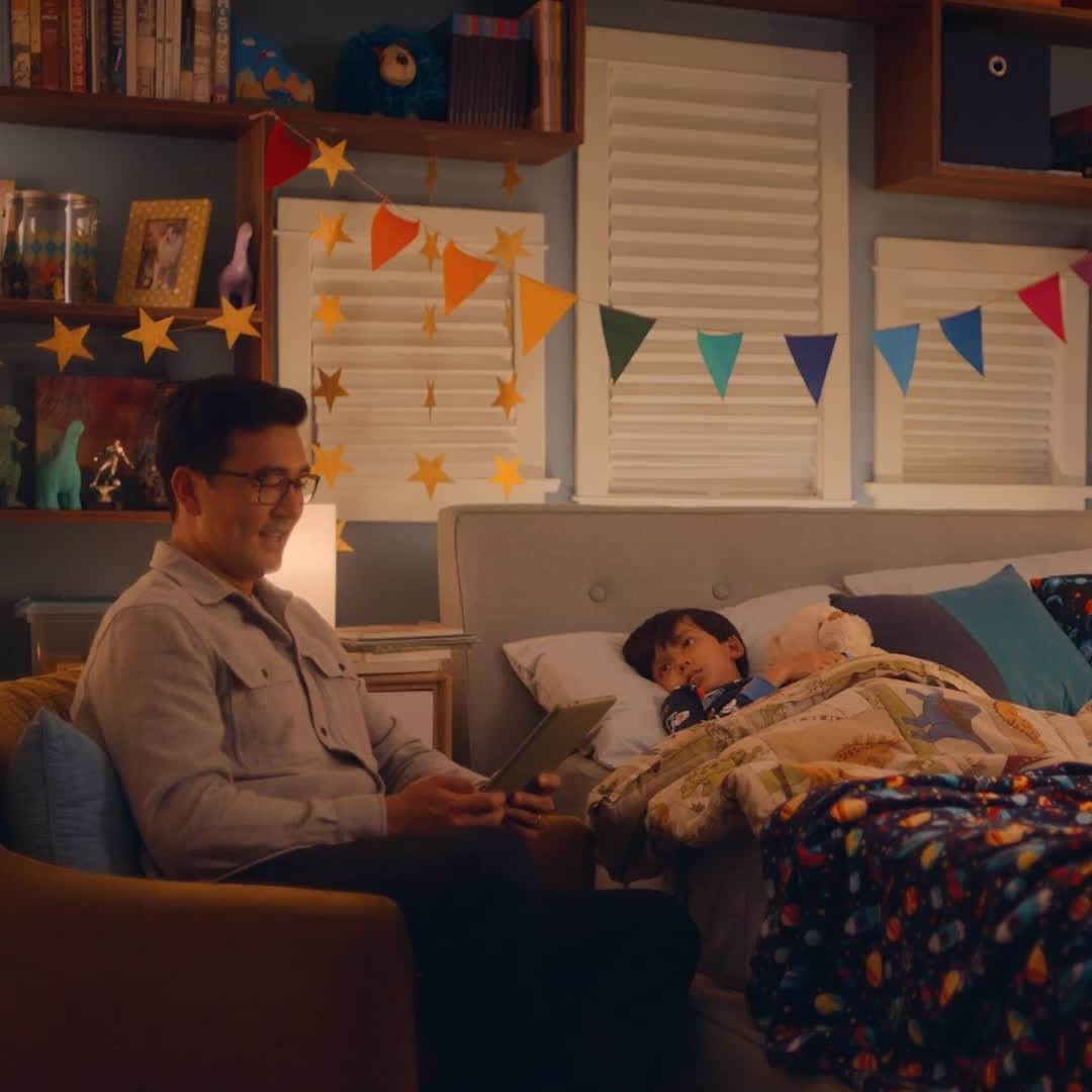 Amazonのインスタグラム：「We love 💛 to delight all of our customers, including people with disabilities. Our new and improved accessibility site helps everyone better understand how features across @alexa99, @amazonfiretv, @amazonkindle, and more can help them be more connected, entertained, and independent.」