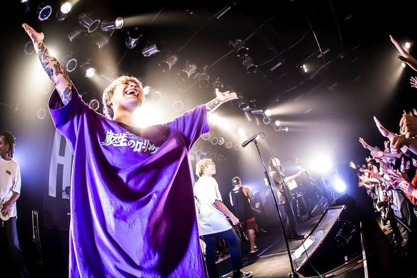 かなすのインスタグラム：「🌚15th Anniversary TOUR -Inside Of Me-🌚 2022. 10. 2 新潟LOTS  Photo by @hayachinphoto」
