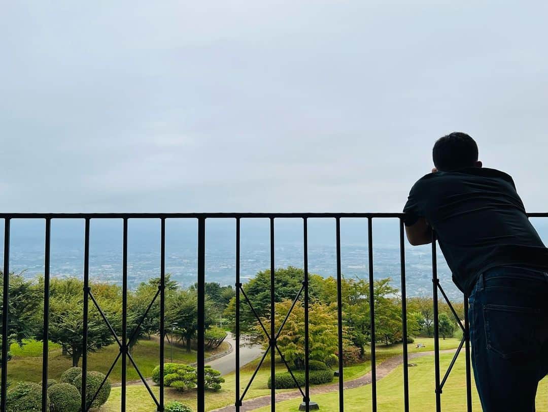 文田健一郎さんのインスタグラム写真 - (文田健一郎Instagram)「- - 山梨にある笛吹川フルーツ公園！ - その中にある富士屋ホテルに今回初めて泊まらせて頂きました。 - ここから見る山梨の景色が大好きなんです。 皆様もぜひ！🐈」10月5日 16時48分 - nyankowrestler