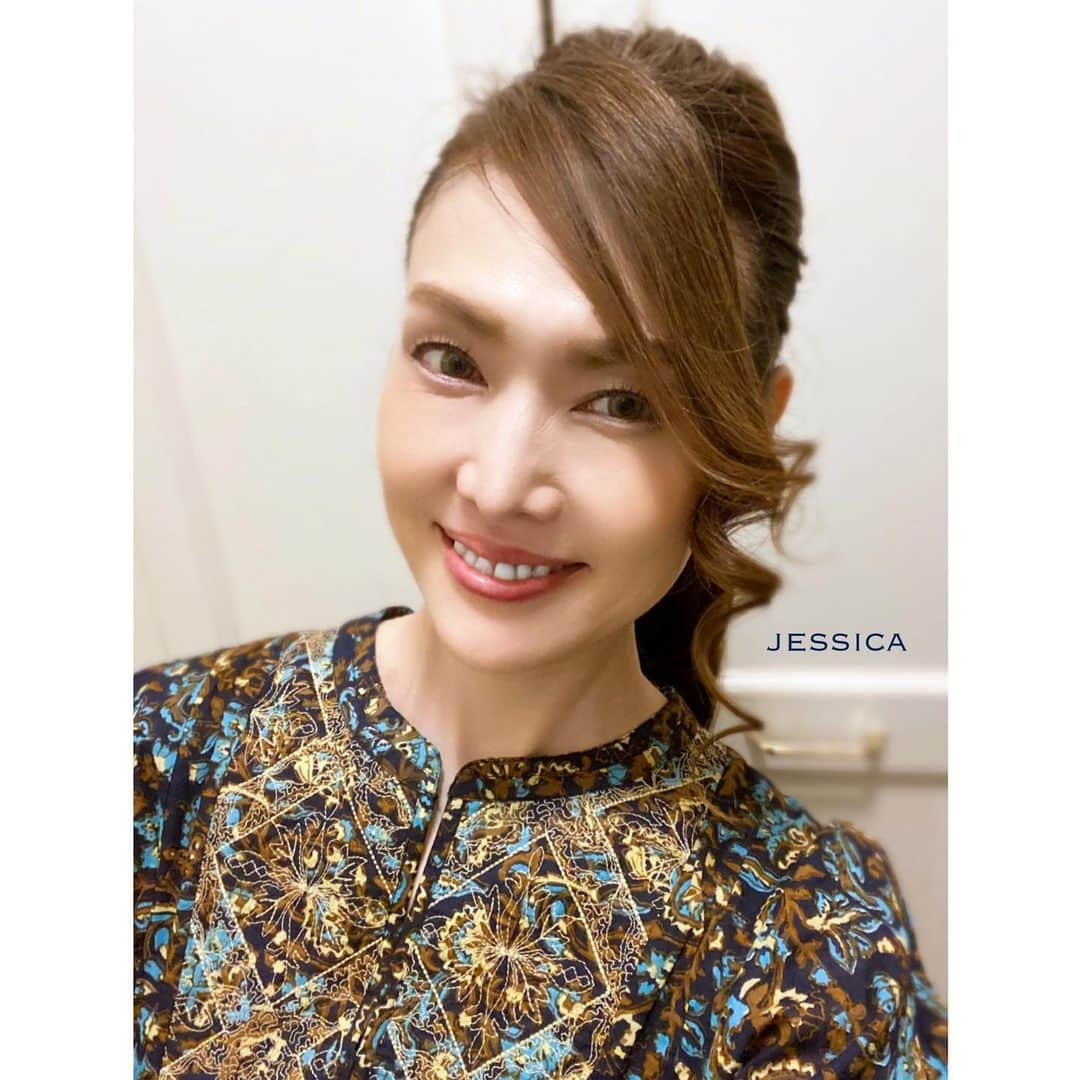 jessicaさんのインスタグラム写真 - (jessicaInstagram)「＊ #働くmam#販売#小売業#アングリッド #秋コーデ ＊ ＊ ＊ ＊ ＊ ＊ ＊ ＊ #年の功#大人のゆとり#大人女子 #ワークアウト#47年式#49歳#筋トレ49 #私は私#アラフィフ49 #歳を重ねた魅力 ＊ ＊ ＊ Thanks always‼︎ jessica」10月5日 19時30分 - jessica.oct21