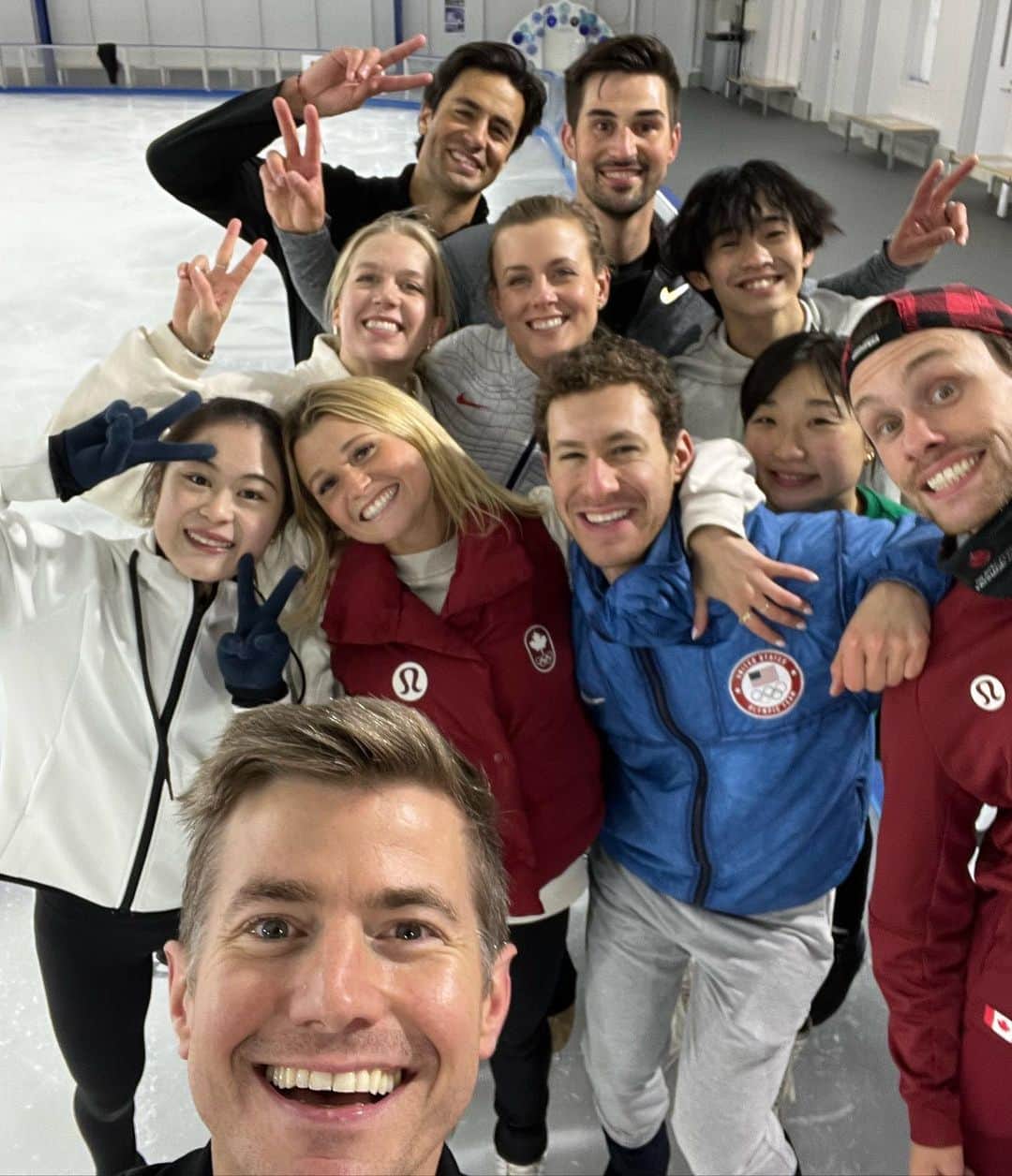 ジェフリー・バトルのインスタグラム：「Day 1 of  Autumn SOI Japan tour 2022.  So fun to be with these fabulous humans! ❤️ #soiautumn2022」