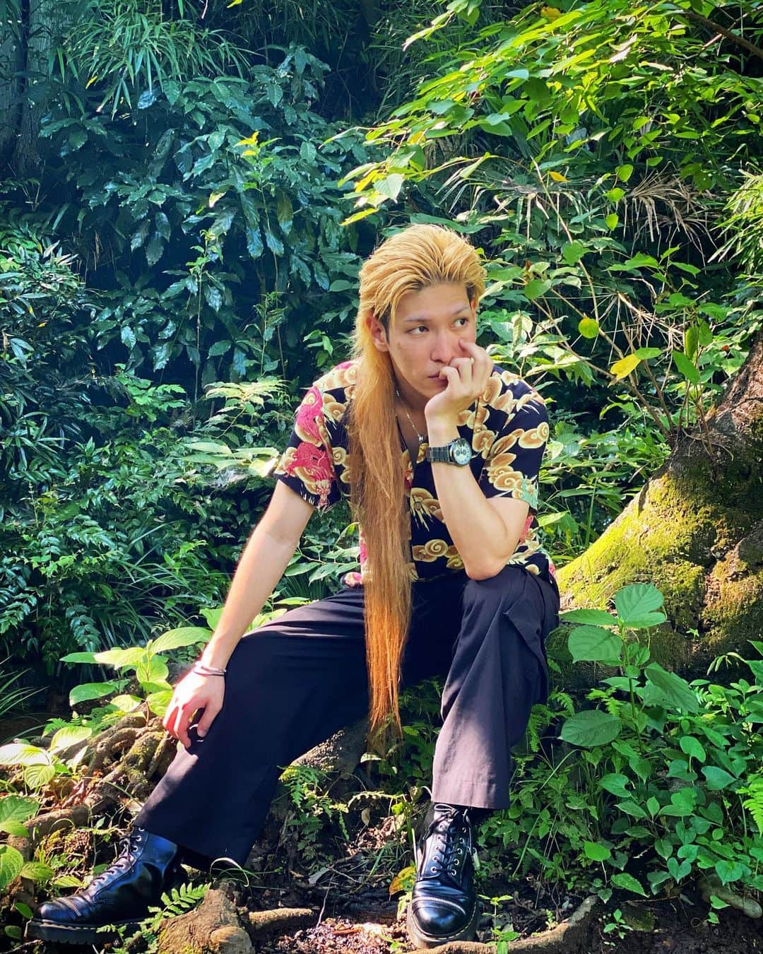 のインスタグラム：「あれ？…夏どっか行った？ #沖縄訛りの喜屋武さん」