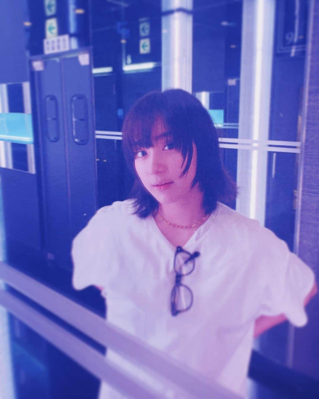 平祐奈のインスタグラム：「🐺🐺🤍  少し前のウルフカット🫣」