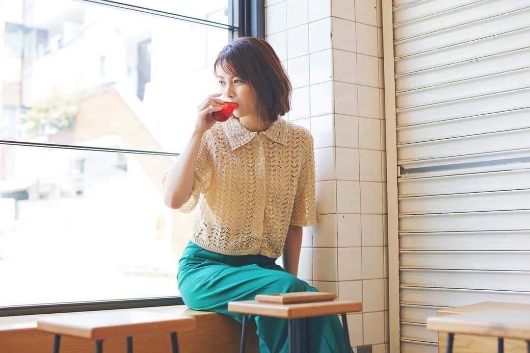 佐藤めぐみさんのインスタグラム写真 - (佐藤めぐみInstagram)「@kirei_note さんで 連載coffee noteがスタートしました。  コーヒー屋さんを巡って、そのお店やコーヒーの魅力をお伝えするなんとも私得なコーナーです！笑  皆様の日常にもっとコーヒーが近く、 素敵な毎日に繋がりますように！  是非ご覧ください😊」10月6日 19時27分 - meguuuuusuke