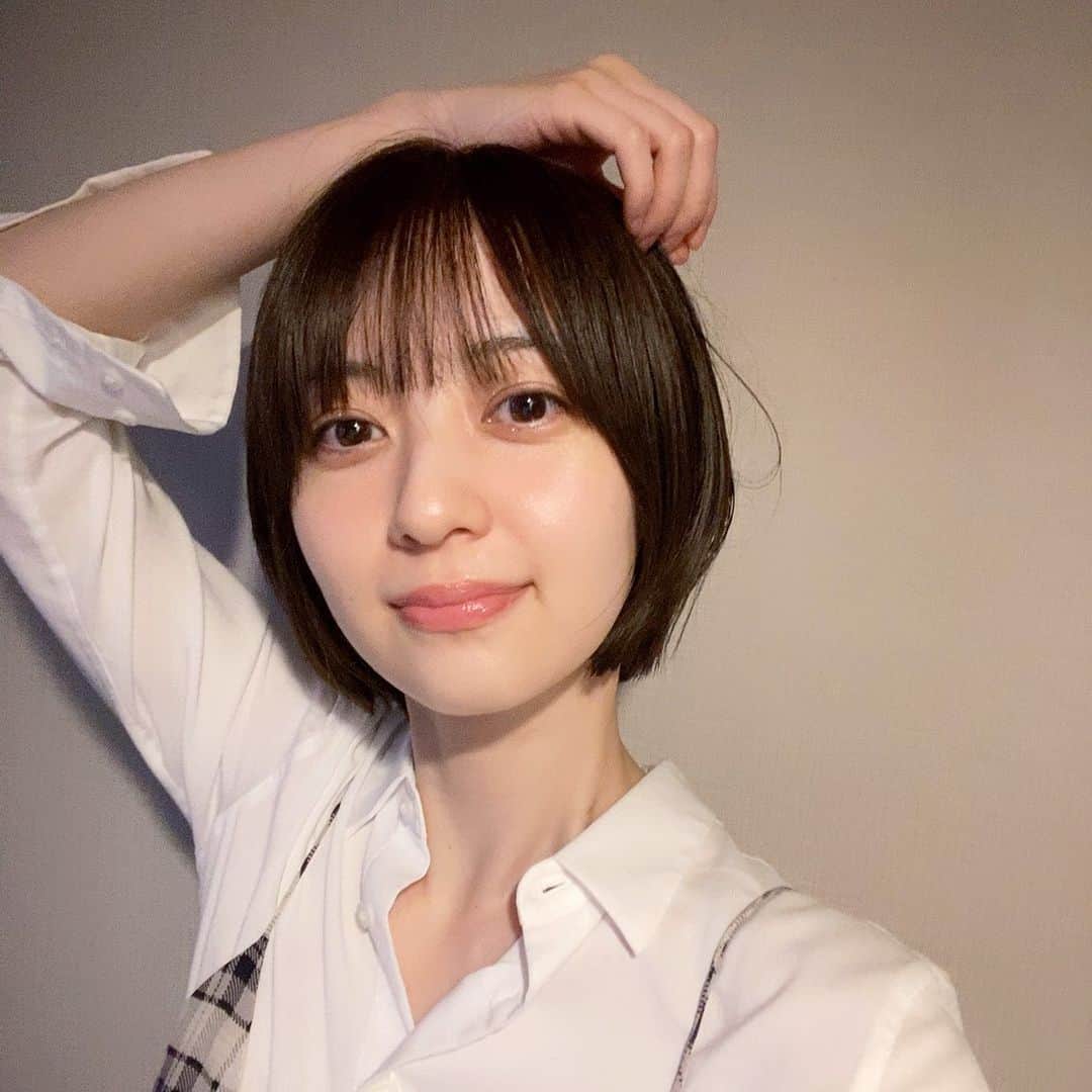 逢沢りなのインスタグラム：「ずっっとずーっと悩んだ末…✂︎🙇‍♀️🤍」