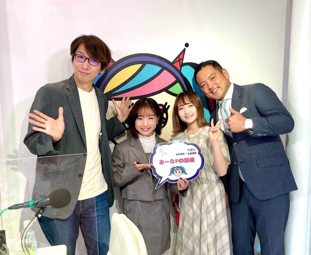 寺本明日香のインスタグラム：「渋谷クロスFMにて ラジオ生放送♡⃛ 番組名:おーたPの部屋 「サイソンKAZUYAのドリームラジオ」  虹子ちゃんとお仕事で一緒は 初めてでした❣️ 楽しかった☺️」