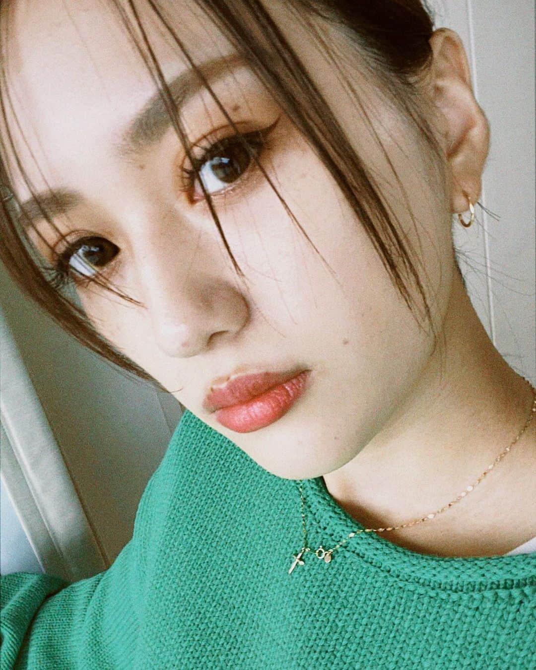 高橋菜生のインスタグラム：「. 💚  寒すぎません？ あったかくお過ごしください」
