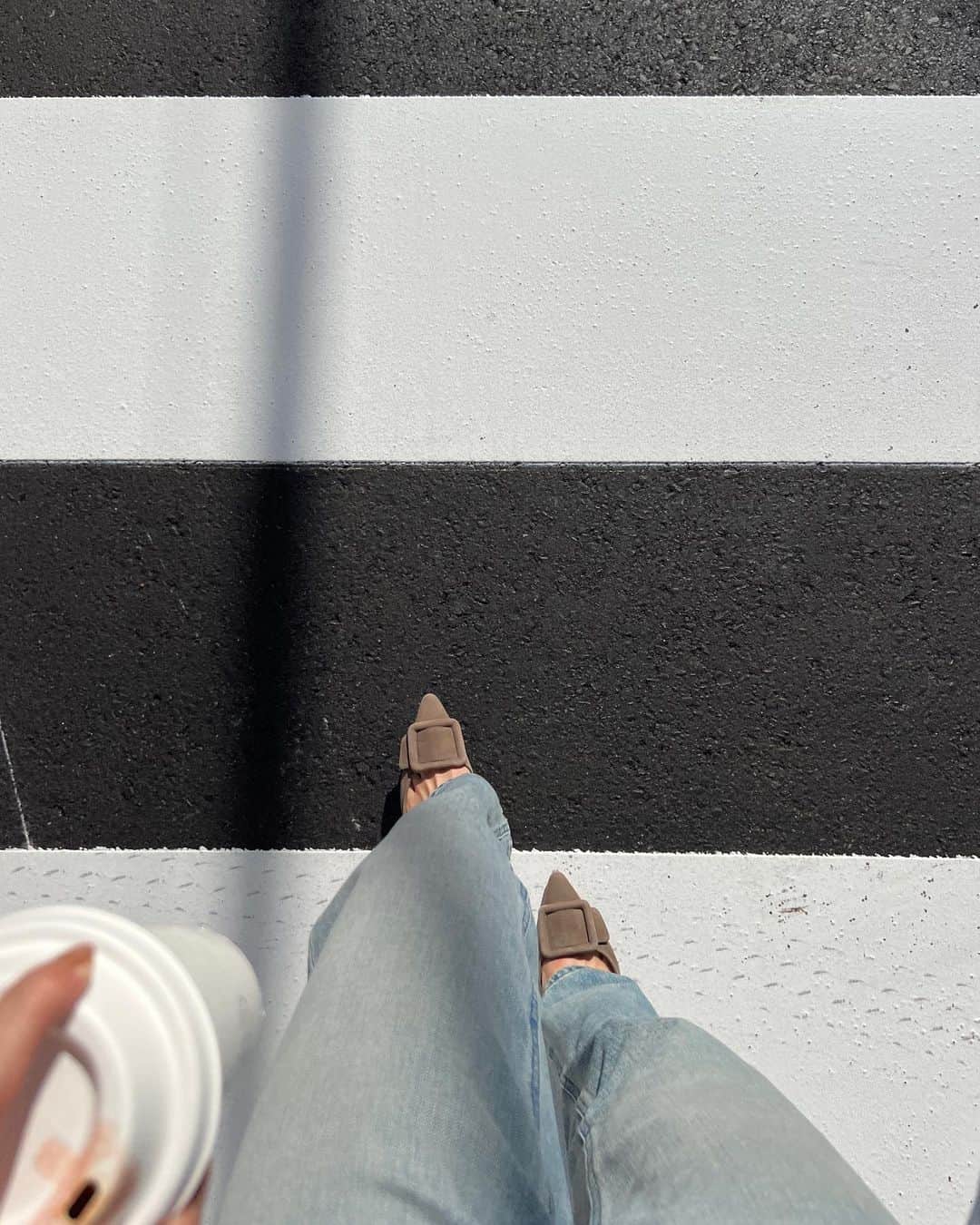 伊原葵さんのインスタグラム写真 - (伊原葵Instagram)「雨〜🥲 履きたい靴が沢山あるのに！  今日はレインブーツで気分あげよ♡  #aocode」10月7日 10時48分 - aoi186