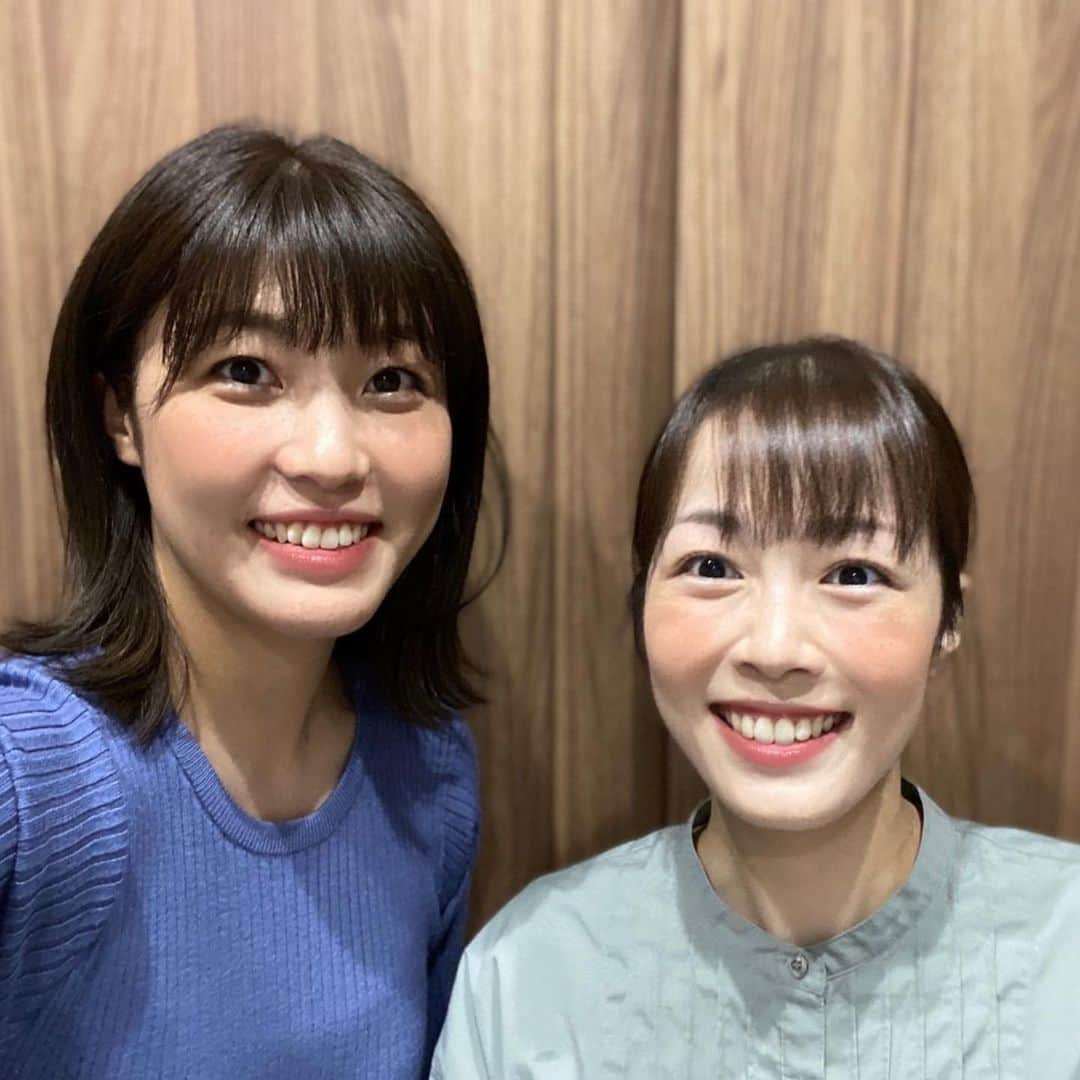 高橋春花さんのインスタグラム写真 - (高橋春花Instagram)「HTBまつりにすこーし顔を出しました(^^) その後、室岡アナウンサーがうちに遊びにきてくれました！ 大層賑わっていて嬉しかったね、ありがたいねぇ、 としみじみお話し。 改めてお越しいただきありがとうございました！ 久しぶりのむろたん。 話は尽きず。 シンプルに、心から、 たのしかったーーーー！ #室岡里美#高橋春花 #森唯菜　アナにもちょっと会えました ニコニコ笑顔で頑張ってました(^^) #アナウンサー#HTB」10月7日 11時48分 - htb_takahashiharuka