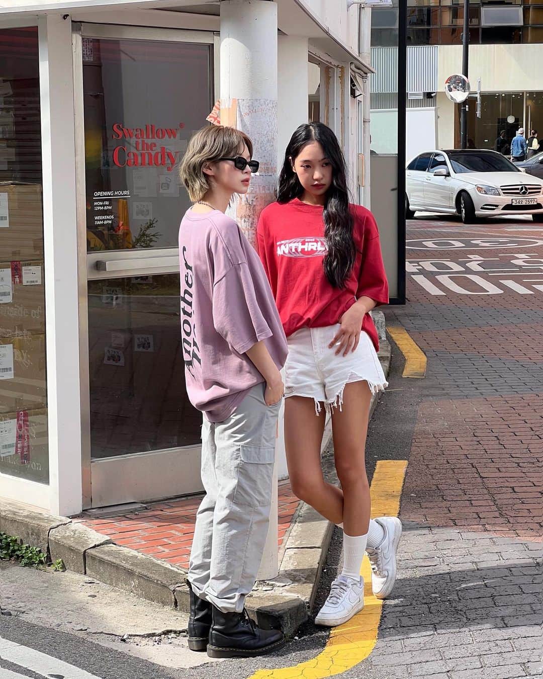 Yoonbitnaのインスタグラム：「🚗🚗🍦😎🍕」
