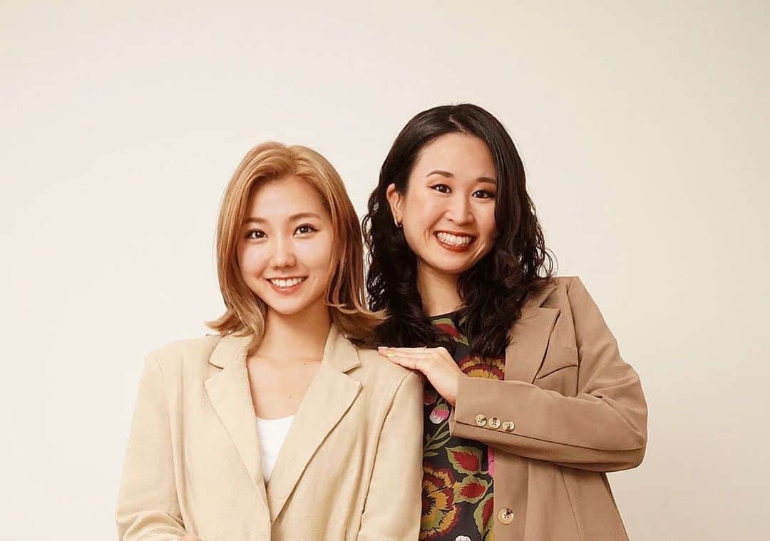 箕迫かなのインスタグラム：「【嬉しいやつ】  26期のえり子ちゃんと『麦』というコンビを組みました！いぇーい！  やっとすぎ！何年相方探しててん！って感じです！  ずっと相方探しをしていて その間になぜか東京に来て 自分から声をかけられない中 SNSで発信してみたら 一番初めに声をかけてくれたのが えり子ちゃんです！🌱 ありがとう！！  頑張るので応援してください☺️🫶🏾」
