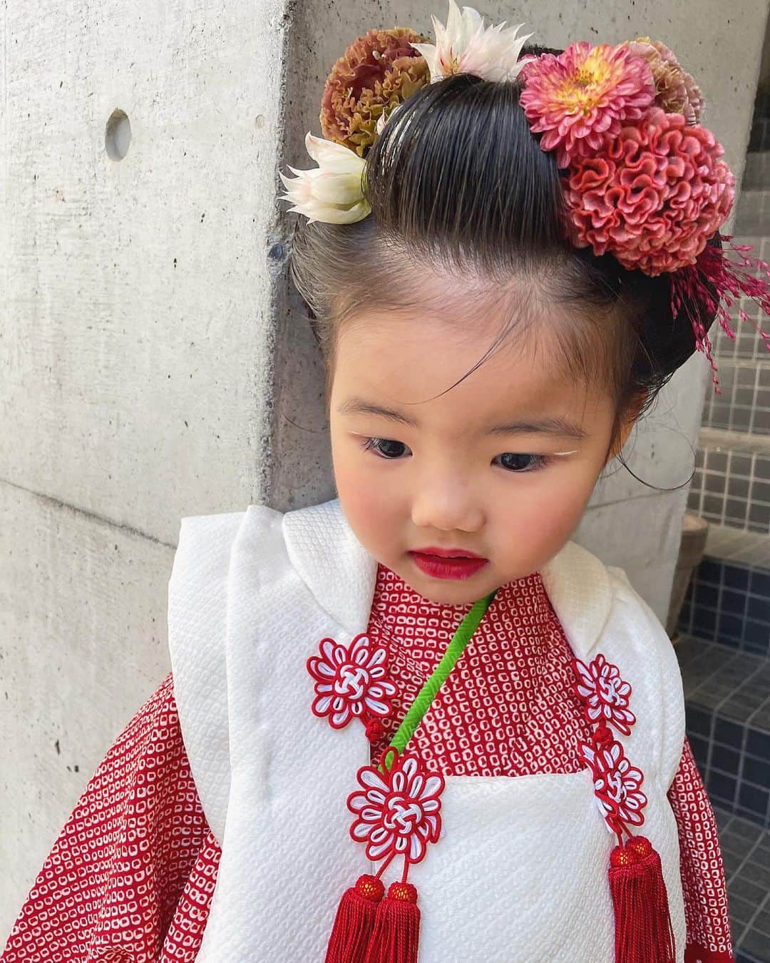 河野麻里のインスタグラム：「・ ・ かわいい かわいい  七五三❤️  ・ ・ #七五三 #浜松市」