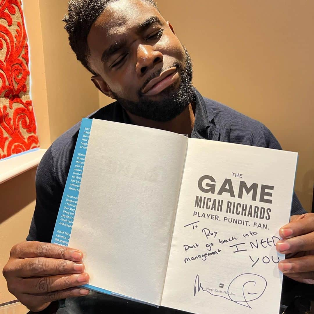 マイカ・リチャーズのインスタグラム：「Just been signing copies of my book to send to a few of my friends.   Hoping Roy listens to my message! Always get a bit nervous when there’s a few managerial vacancies around. 🤣🤣🤣  ‘The Game’ is out next Thursday. Link in Bio to order! 📖」