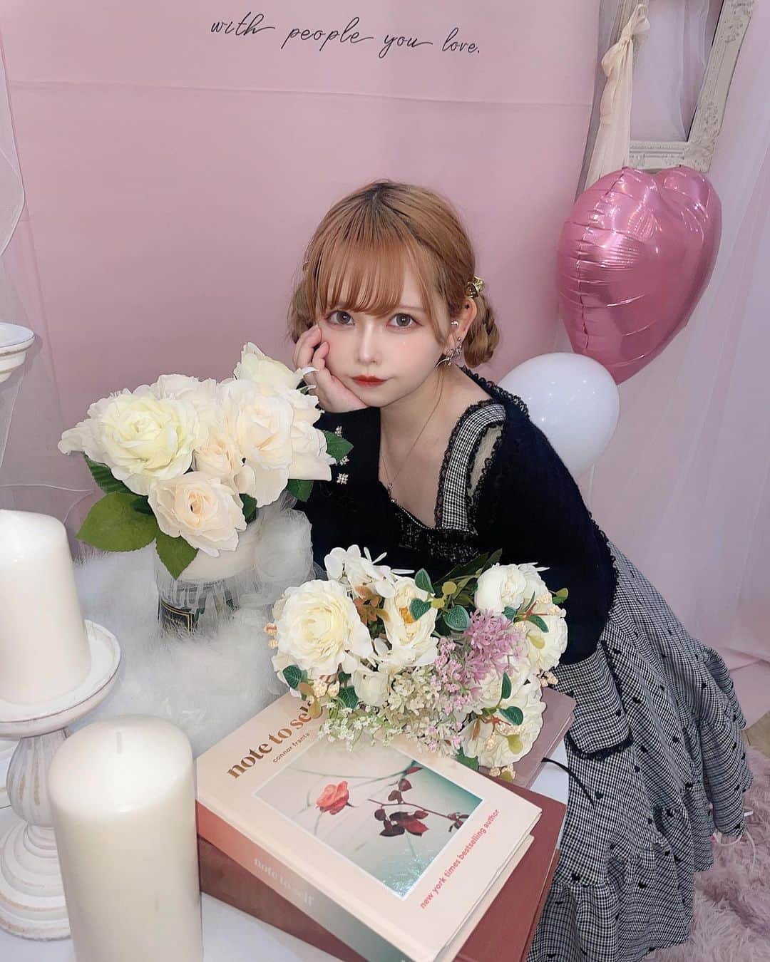 つぐみるんのインスタグラム：「かわいいお洋服着させていただいた❤︎❤︎  @mellfymemory  展示会、お邪魔しました🐶🍒」