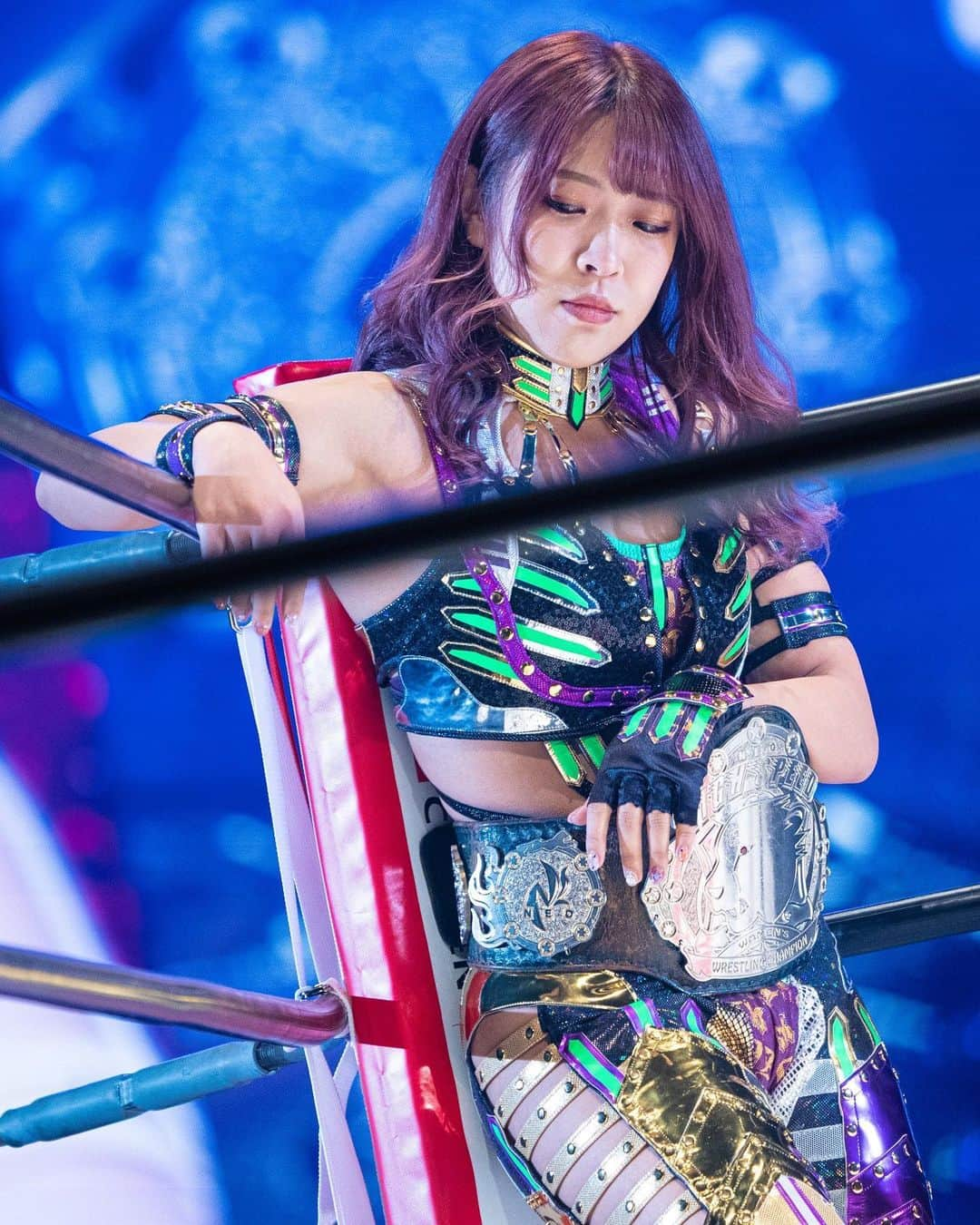 あずみさんのインスタグラム写真 - (あずみInstagram)「Newコスチューム💚💜  ・ ・ お写真お借りしました!!  ・   #stardom #スターダム #プロレス  #コスチューム  #ヘアエクステ」10月7日 23時13分 - stardom_azm