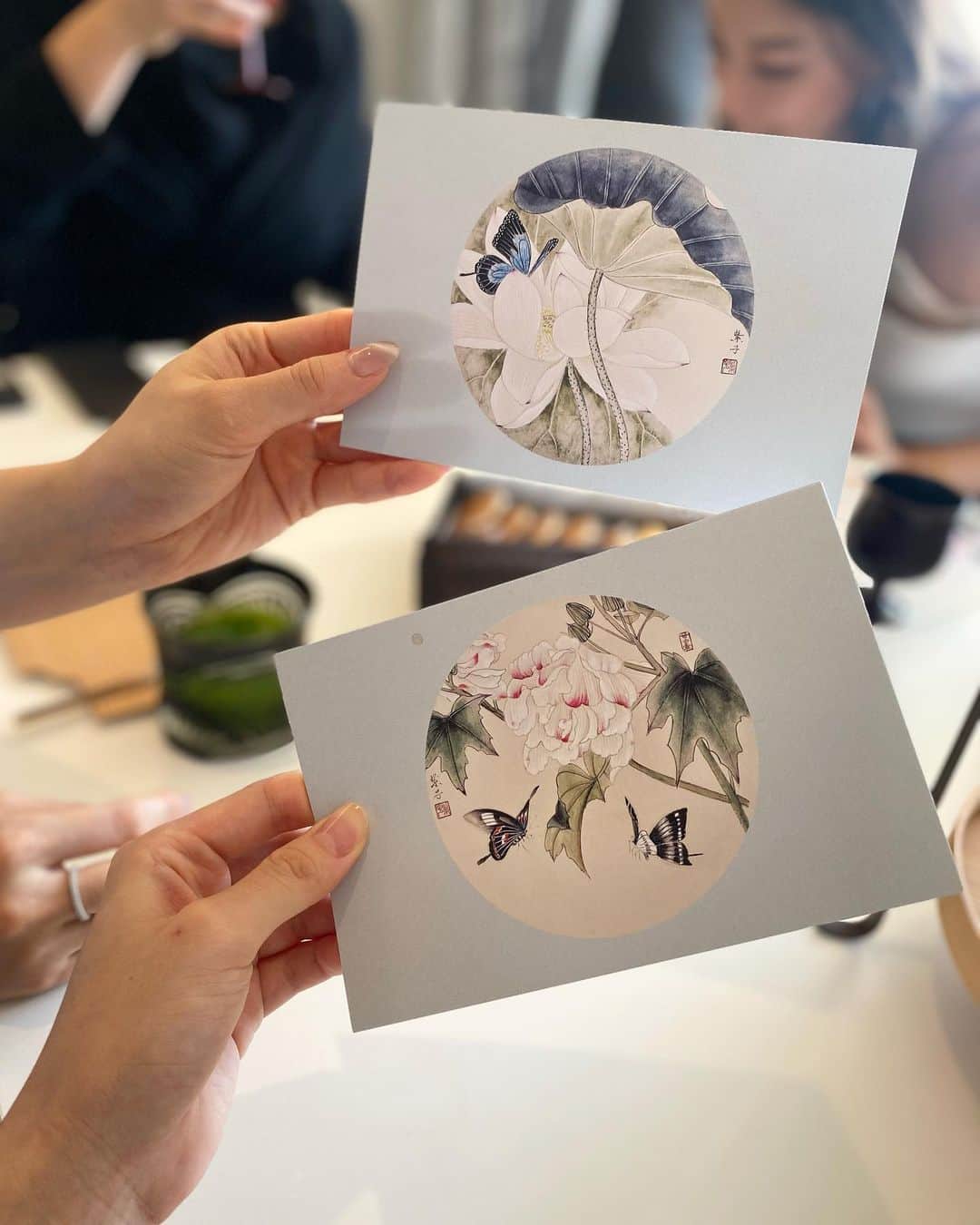 大石絵理さんのインスタグラム写真 - (大石絵理Instagram)「we took an ikebana class with zizi sensei🖤 thank you @lavendersquared 😘😘」10月8日 12時48分 - erioishitokyo