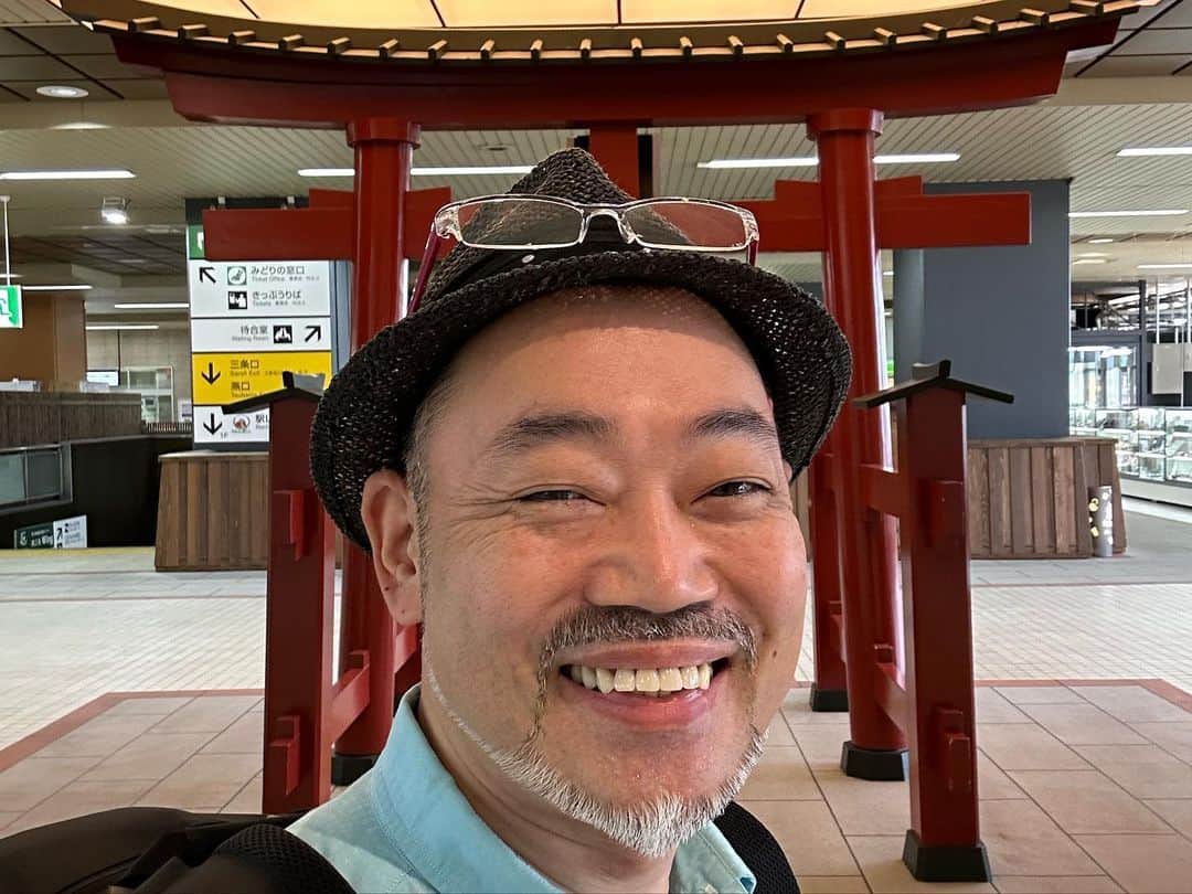 のインスタグラム：「新潟でのお仕事の前日に燕三条に行きました。金属加工が有名な街でワクワクするモノがたくさんありました。もっとゆっくりしたかった！工具三兄弟には燃え死にました💘」