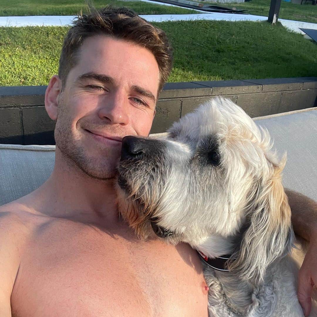 リアム・ヘムズワースのインスタグラム