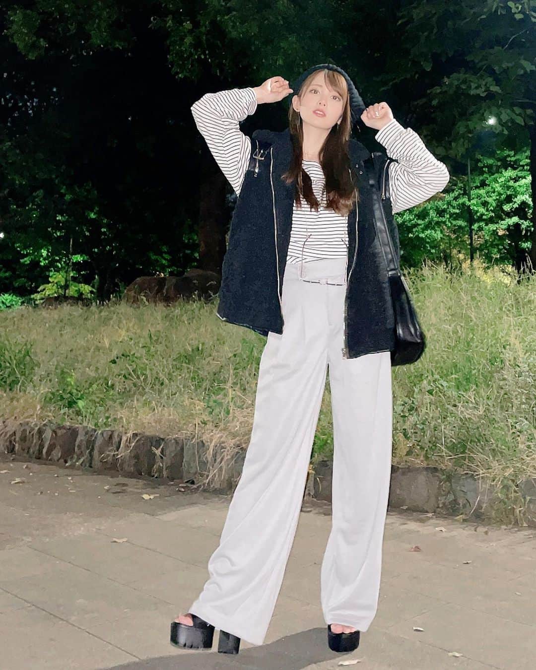 西村歩乃果のインスタグラム：「SHEINのお洋服でお気に入りの秋服ルックコーデ組んでみたよ👚  @shein_japan　@sheinofficial ・クーポンコード：FW3290 ・クーポンコード情報： 割引率：お買い上げ金額1～5,999円まではセール価格より15%OFF、6,000円以上は20%OFFが適用される。 利用期限：10.31まで  #SHEINrocktherunway2022 #SHEINforall #SHEINpartner #ad」