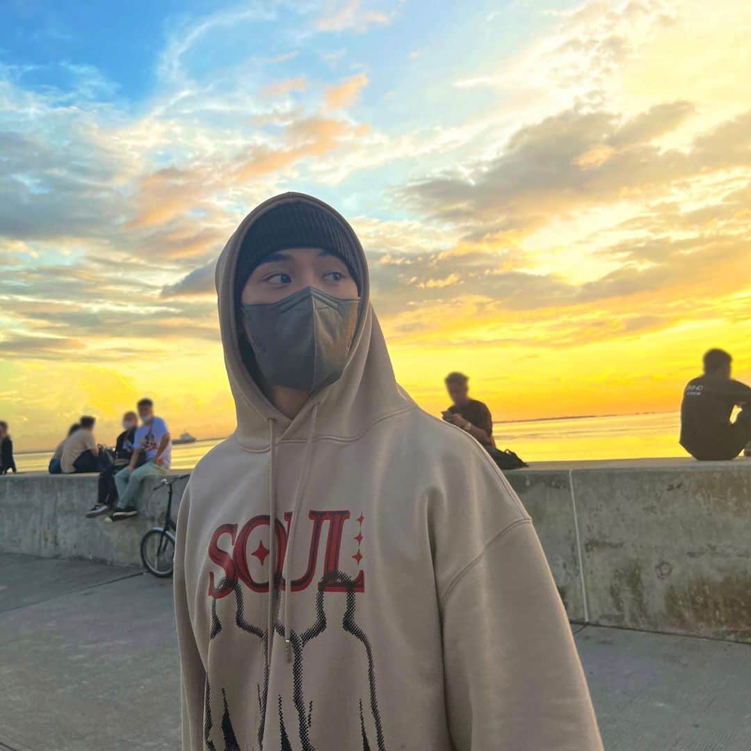 ミンギュのインスタグラム：「We got the heart We got the  🧡soul🧡  Manila 2022.10.7」