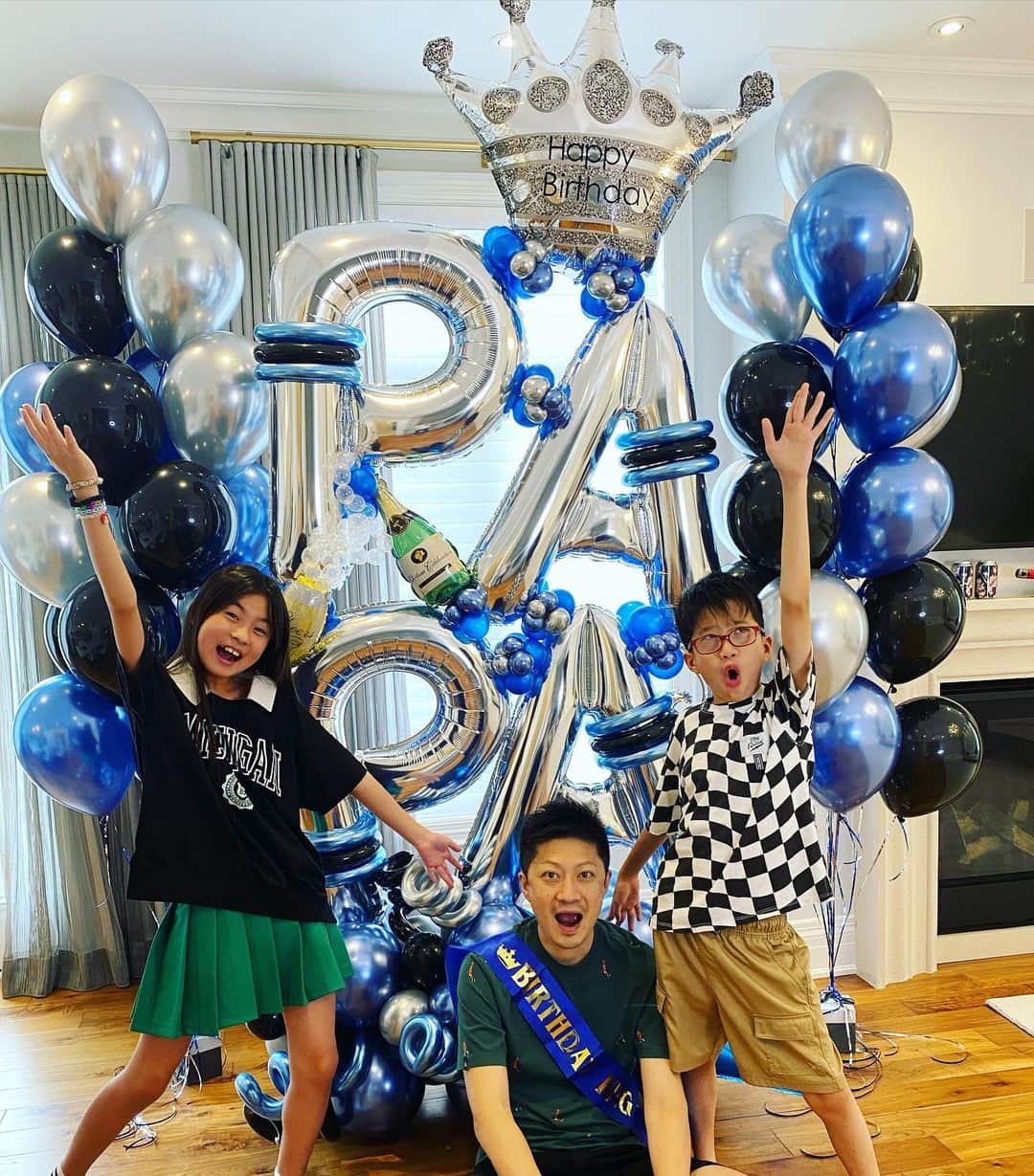 のインスタグラム：「Happy birthday 🥳🎉」