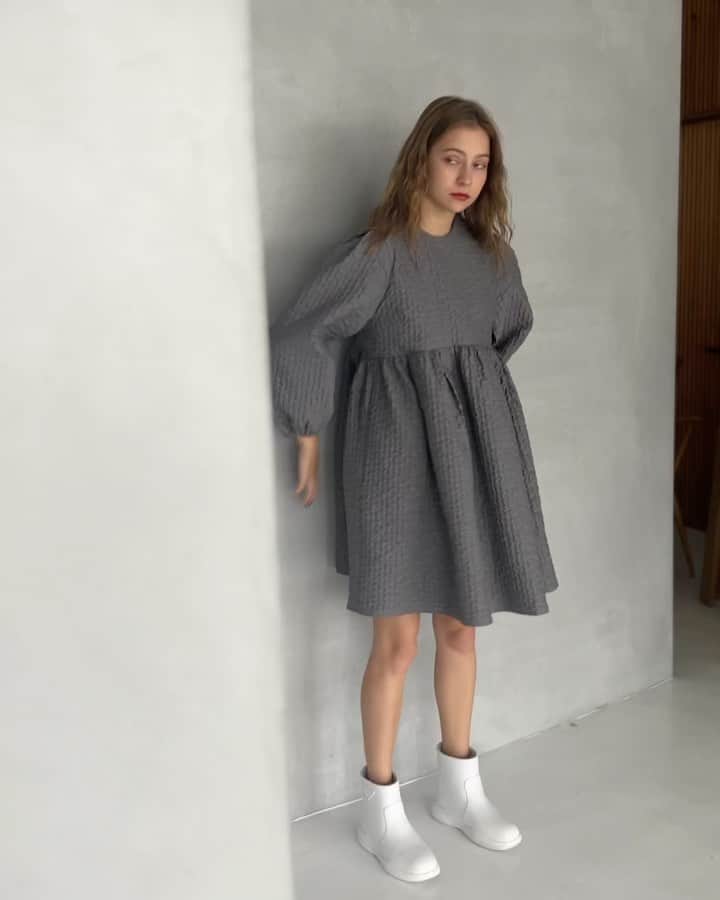 Mai Wakimizuのインスタグラム：「昨日のモデル撮影。モデルさんが着るとお洋服が100倍輝いて見えるし、喜んでるのが分かった♡どのスタイリングがお好き？コメントで教えて下さい♡私はもう選べない。笑 @linkable_official  #linkable」