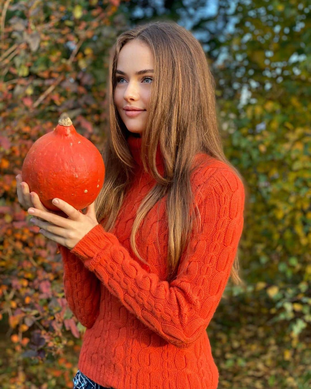 クリスティーナ・ピメノヴァさんのインスタグラム写真 - (クリスティーナ・ピメノヴァInstagram)「Some nice and easy pumpkin soup recipe would be greatly appreciated 🎃」10月9日 2時29分 - kristinapimenova