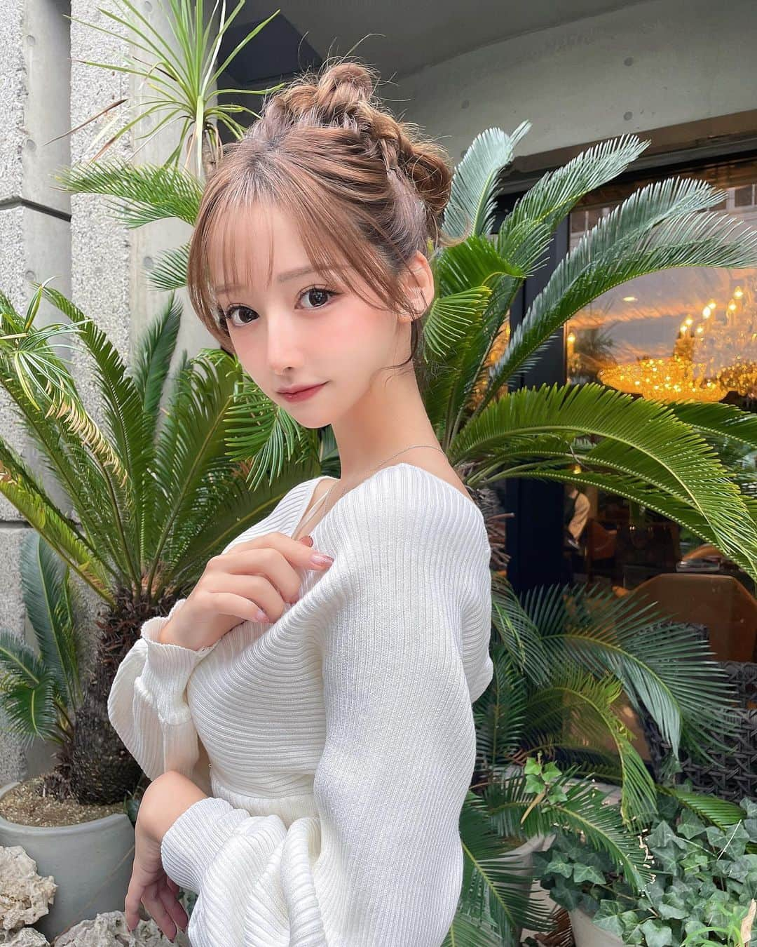 まやのインスタグラム：「. 方山さんヘアアレンジ🪬 ワイヤード参戦してます🫡」