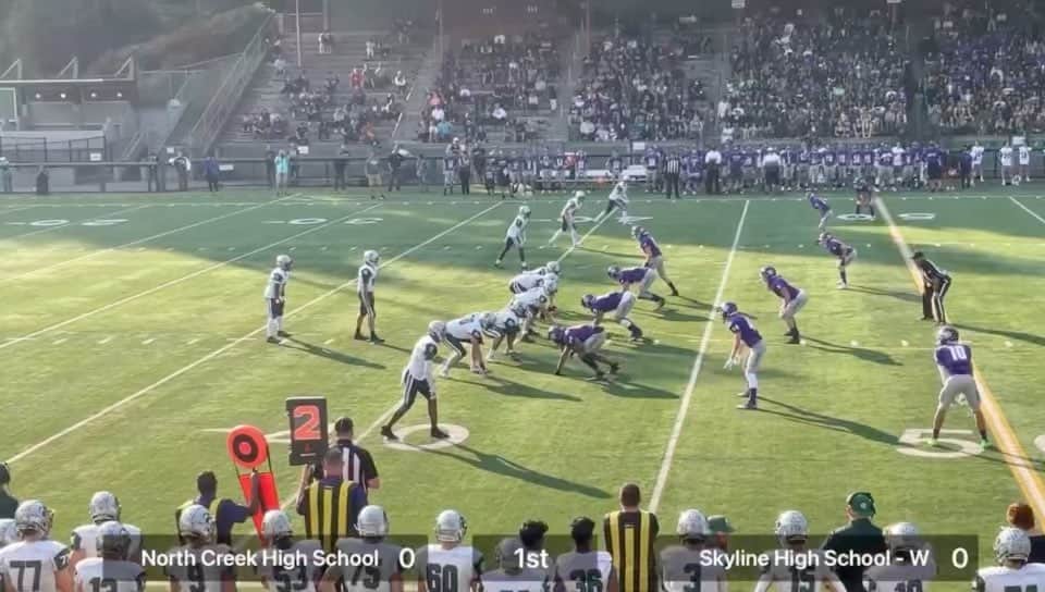 ネイト・ロビンソンのインスタグラム：「What a game son, love the defense you played , big hits , smart plays #meezy2fast @meezy2fast」