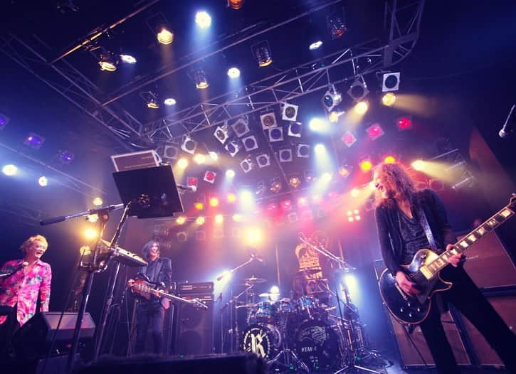 PATAさんのインスタグラム写真 - (PATAInstagram)「ベイホール有難うさんでした！」10月9日 20時16分 - pataofficial.ishizuka