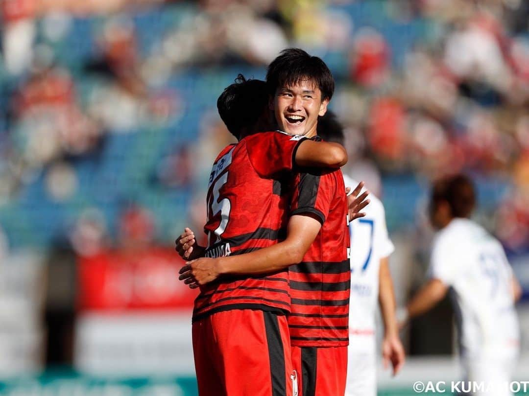 平川怜さんのインスタグラム写真 - (平川怜Instagram)「応援ありがとうございました。 熊本らしいサッカーで勝つことができて良かったです。 まだまだいける！  #ロアッソ熊本 #カモンロッソ」10月9日 20時42分 - rei_hirakawa