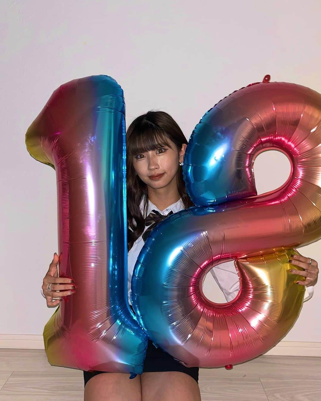 三浦寿莉のインスタグラム：「eighteen.」