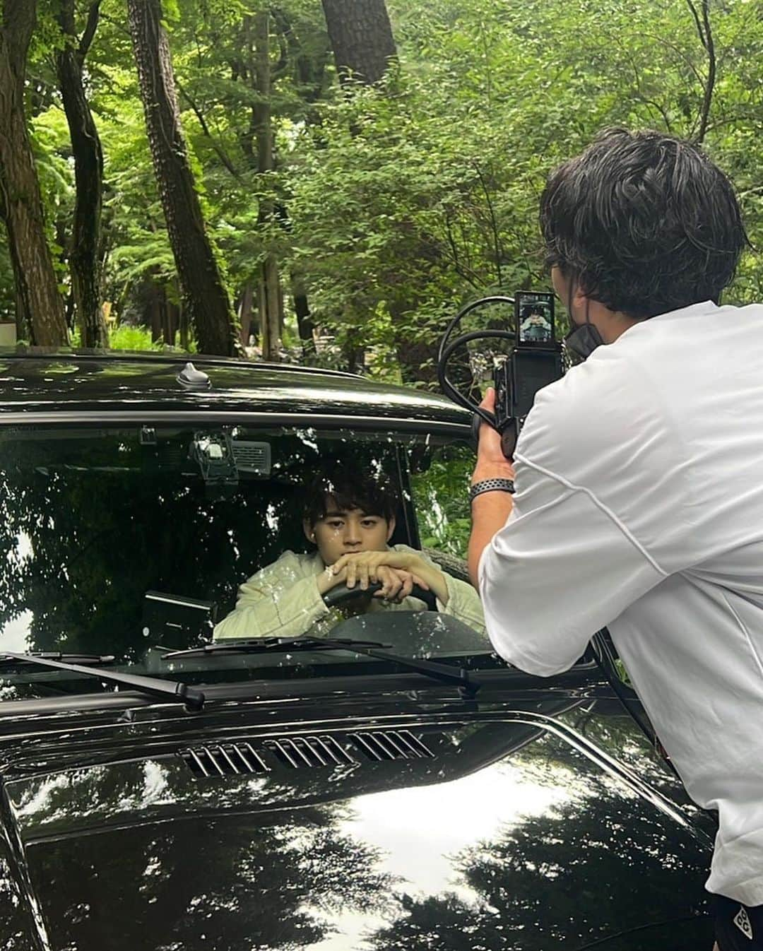 鈴鹿央士さんのインスタグラム写真 - (鈴鹿央士Instagram)「2023年　卓上カレンダー  発売されました！！ 本日、渋谷HMVにて、発売記念イベントをさせていただきます！  当日券もあるので、気軽にちょろっと寄ってみてください！  お待ちしております😊」10月10日 9時52分 - ouji.suzuka.official