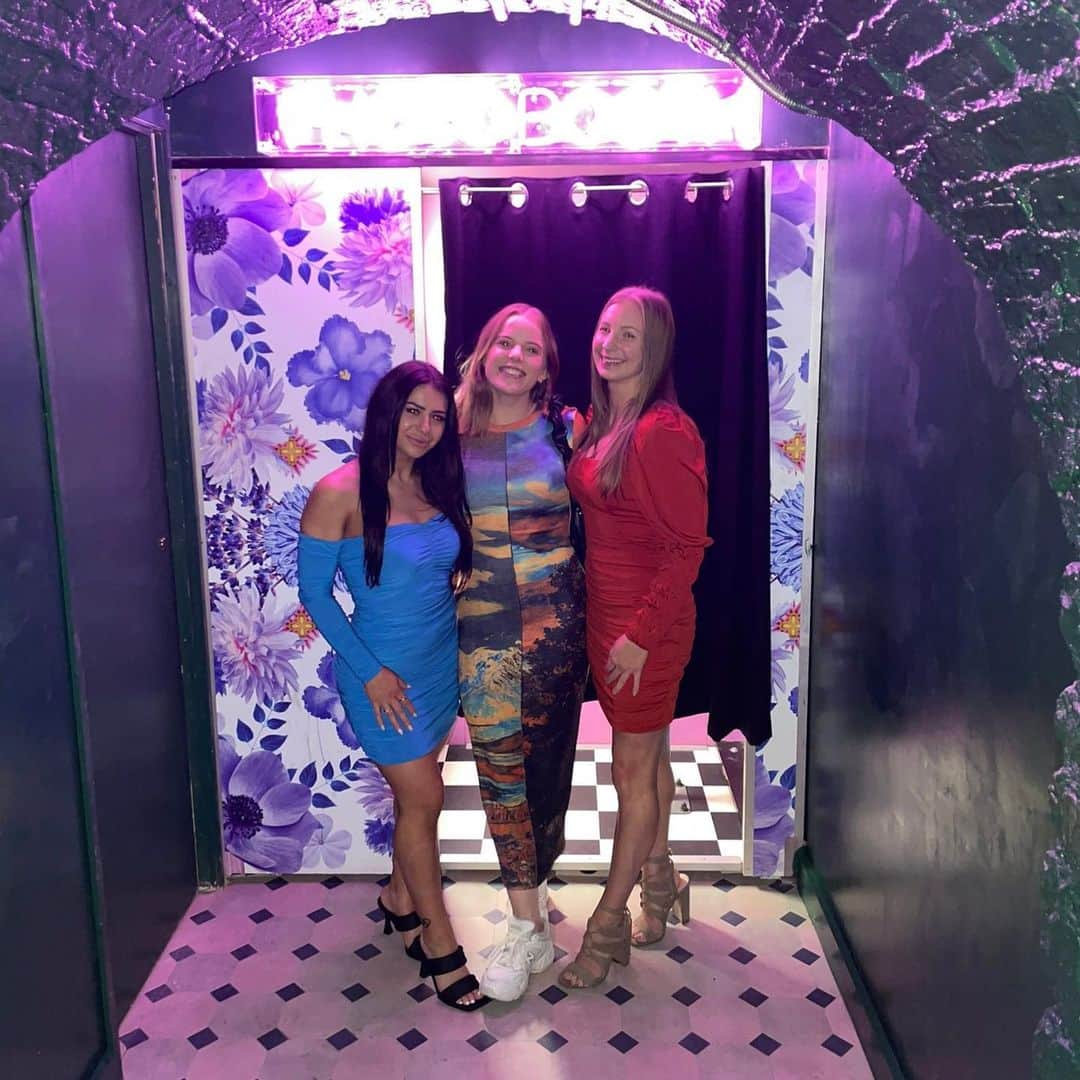 のインスタグラム：「Long overdue 🧡」