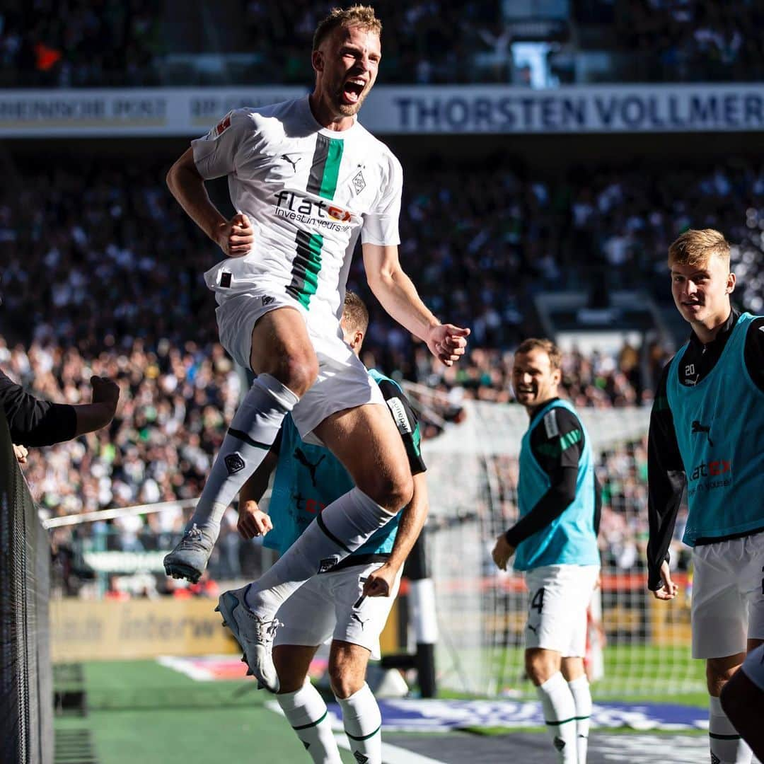 マーヴィン・フリードリヒさんのインスタグラム写真 - (マーヴィン・フリードリヒInstagram)「Derbysieger 🐎  #borussiamönchengladbach #heimsieg」10月10日 5時30分 - marvinfrd