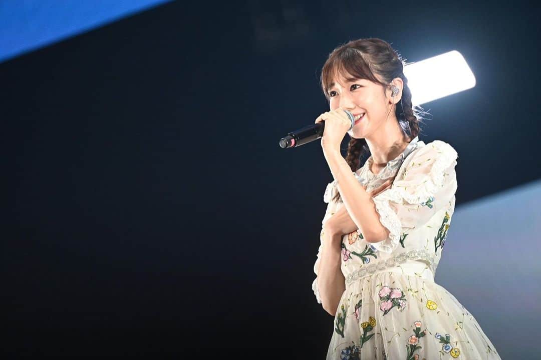 柏木由紀さんのインスタグラム写真 - (柏木由紀Instagram)「⋆⸜ ⚘ ⸝⋆  武道館コンサート👑 3日間ありがとうございました！！！  今のAKBメンバーで武道館のステージに 立つことができて本当に幸せでした☺️✨  昨日行われた柏木プロデュース公演の演出解説を 今夜20:00からYouTubeチャンネルにて 生配信いたします💻💭  お時間のある方はぜひ覗いてみてください😌🎈  #AKB48」10月10日 15時17分 - yukikashiwagi_official