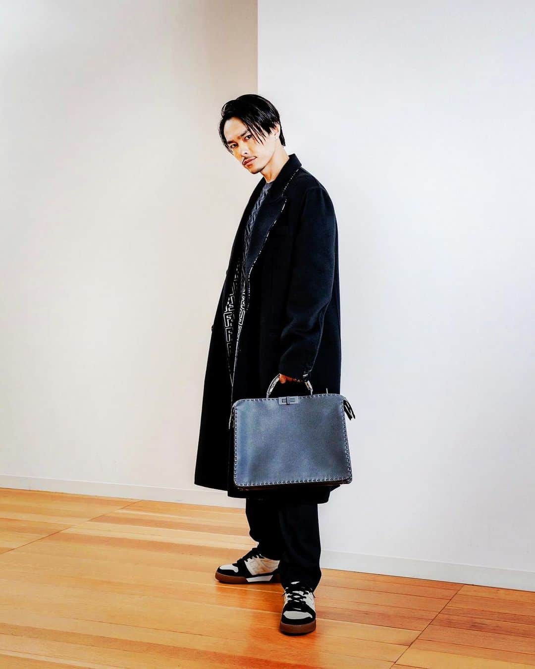 今市隆二のインスタグラム：「@fendi   #fendi  #FendiPeekaboo」